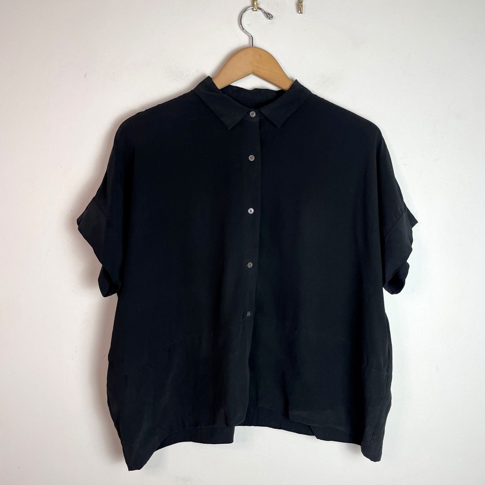 Everlane Black Short Sleeve Silk Button Down Boxy Shirt Size 6 Quiet Luxury